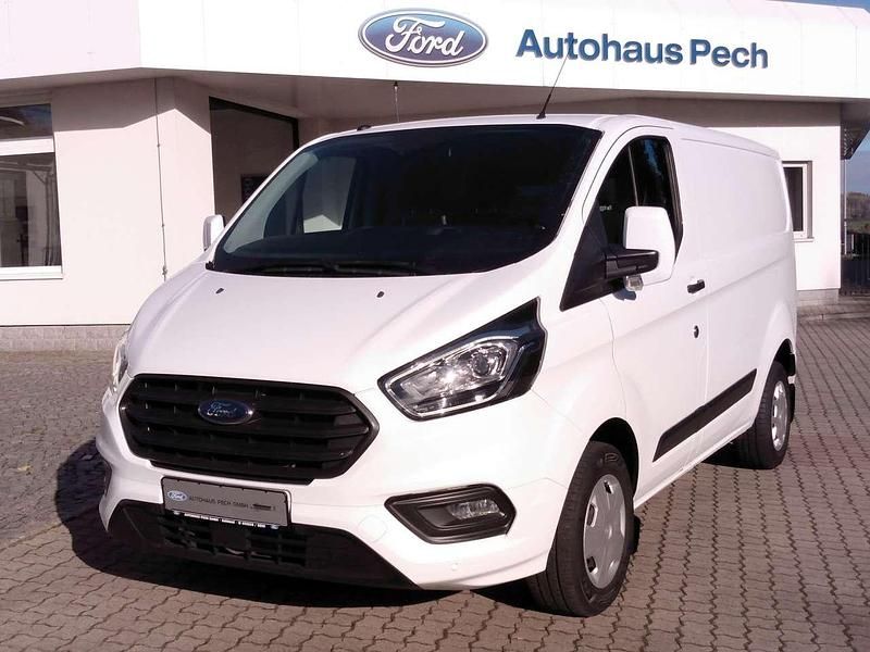 Gebraucht Ford Transit Custom Trend 131 PS (96 kW) 2018 Frostweiß Van / Kleinbus