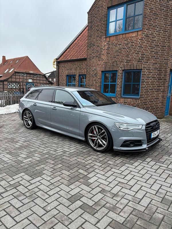 Grau Gebraucht 2016 Audi A6 Competition Kombi | 31.450 € (Teuer) - Bild 1/4
