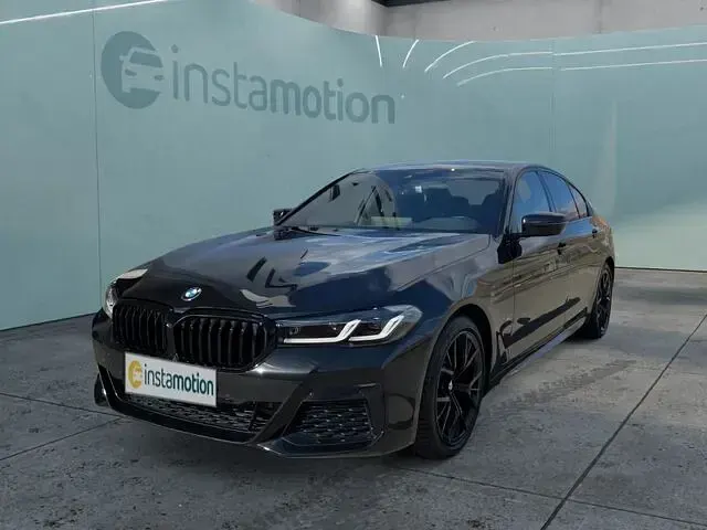 Gebraucht BMW 520 M Sport 190 PS (139 kW) 2022 Schwarz Limousine