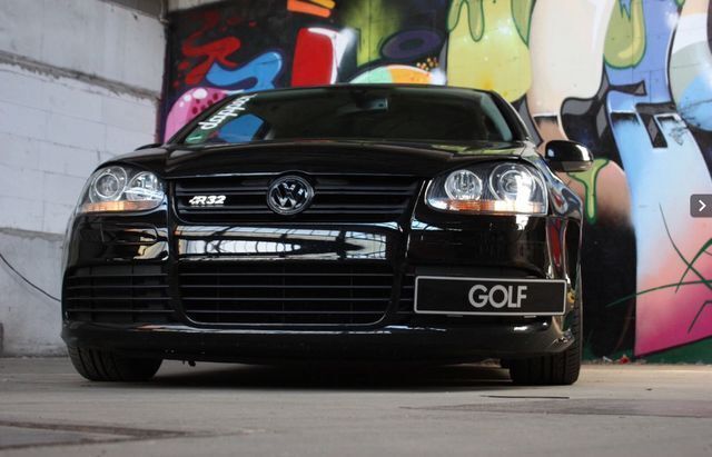 Gebraucht VW Golf V R 381 PS (280 kW) 2006 Schwarz metallic Limousine
