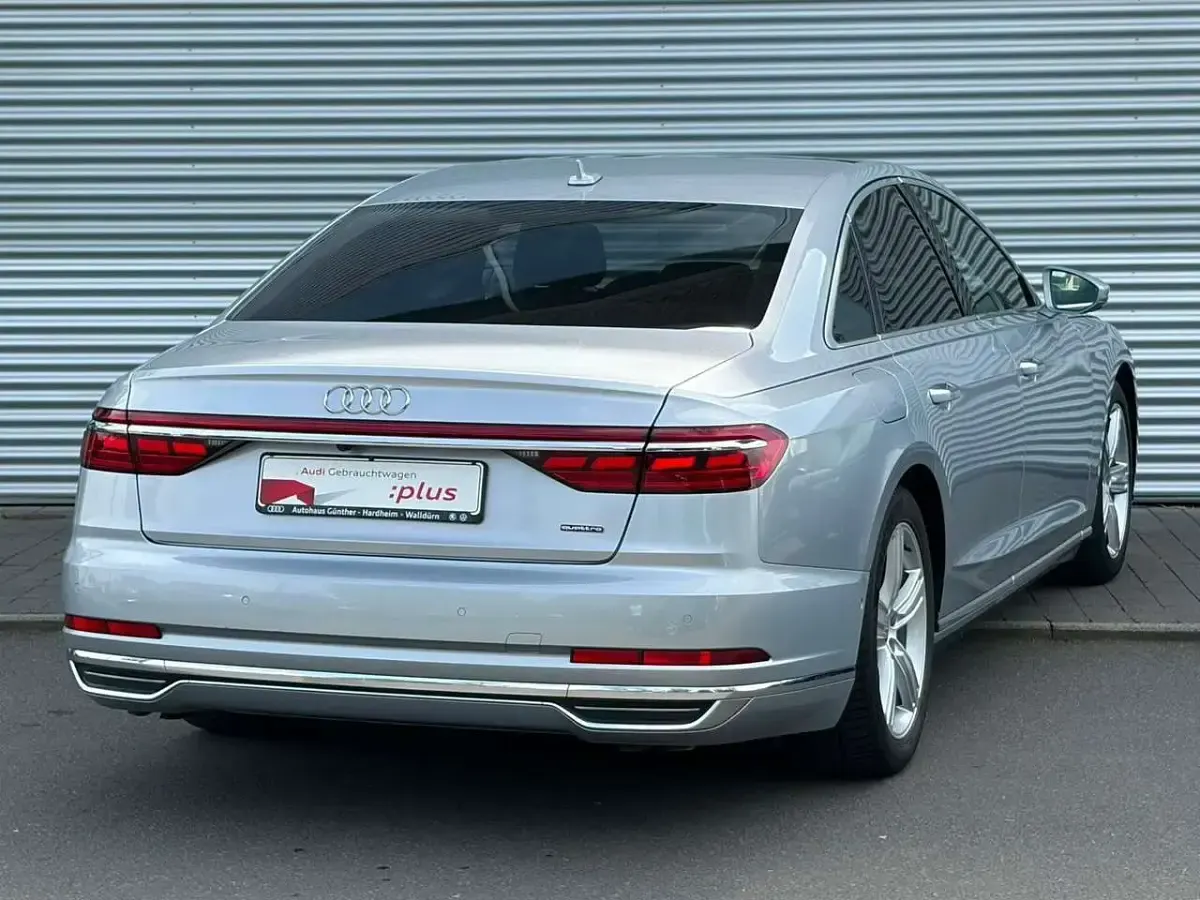 Gebraucht Audi A8 Sport 449 PS (330 kW) 2021 Florettsilber metallic Limousine