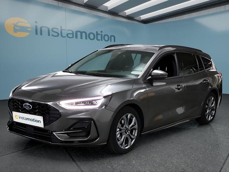 Grau Gebraucht 2024 Ford Focus ST-Line Kombi | 26.549 € (Fairer Preis) - Bild 1/4