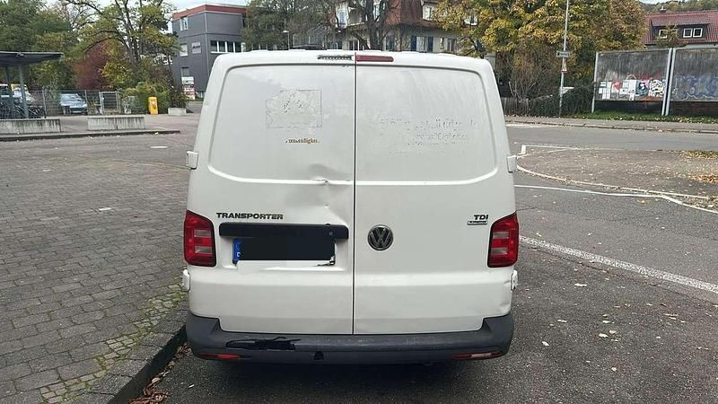 Gebraucht VW T6 102 PS (75 kW) 2015 Van