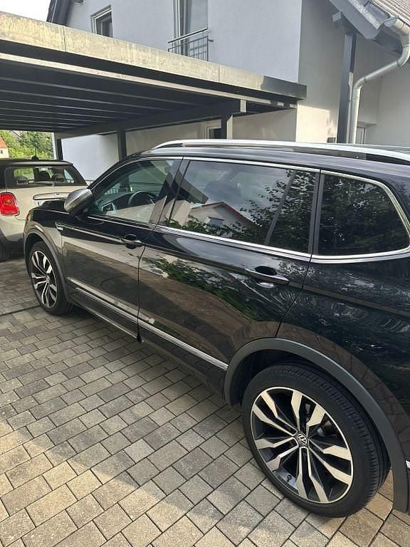 Gebraucht VW Tiguan Allspace 239 PS (175 kW) 2019 Schwarz SUV