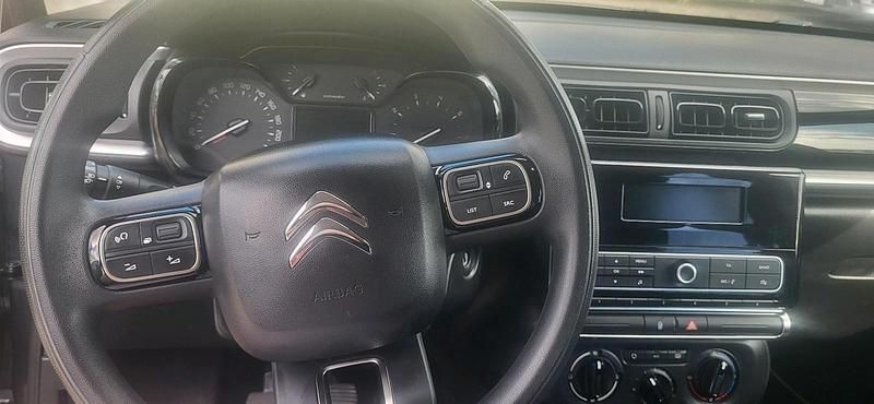 Gebraucht Citroën C3 Feel 75 PS (55 kW) 2017 Grau Limousine