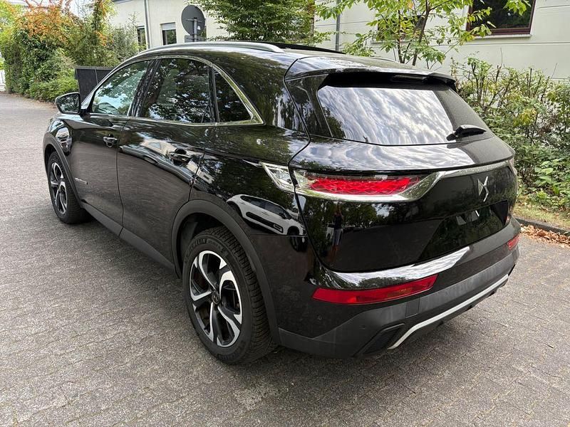 Schwarz Gebraucht 2018 DS Automobiles DS7 Crossback Rivoli SUV | 15.351 € (Etwas zu teuer) - Bild 1/4