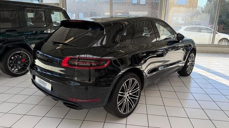 Gebraucht Porsche Macan 252 PS (185 kW) 2017 Schwarz SUV