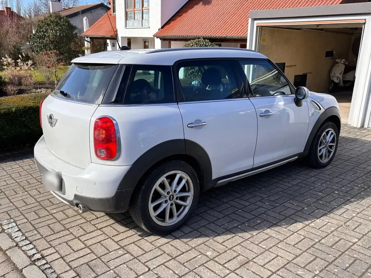 Gebraucht Mini Countryman 112 PS (82 kW) 2017 Weiß SUV