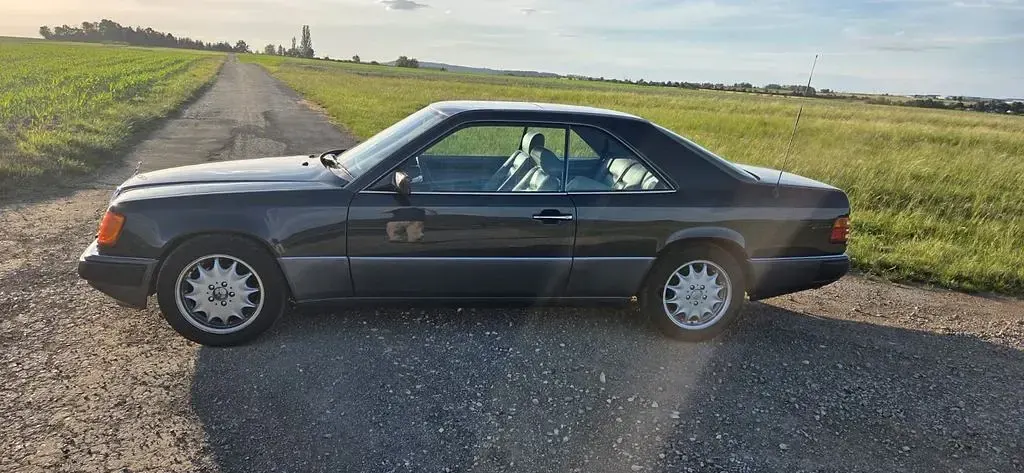Gebraucht Mercedes 300 220 PS (161 kW) 1992 Grau Coupé