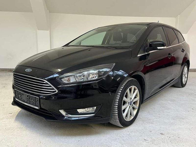 Gebraucht Ford Focus Titanium 150 PS (110 kW) 2018 Iridiumschwarz metallic Kombi