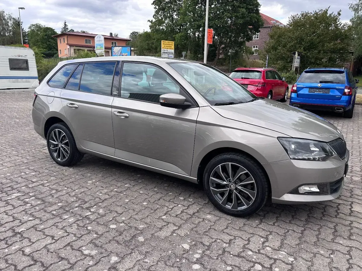 Gebraucht Skoda Fabia 110 PS (80 kW) 2015 Beige Kombi