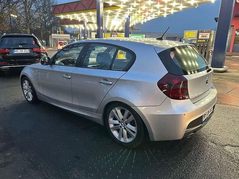 Gebraucht BMW 118 Sport Line 143 PS (105 kW) 2011 Silber Kleinwagen