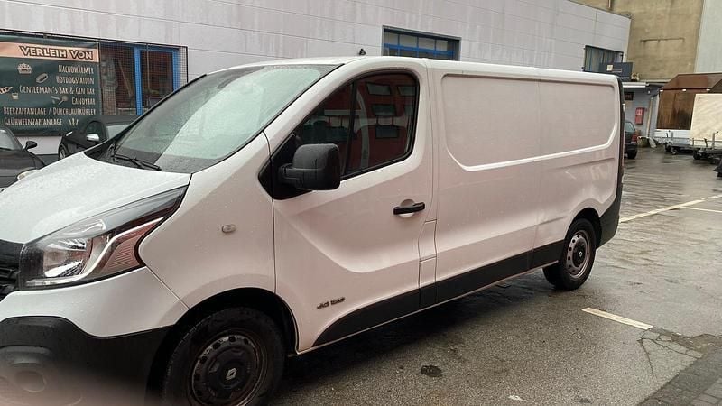 Gebraucht Renault Trafic 120 PS (88 kW) 2017 Weiß Van / Kleinbus