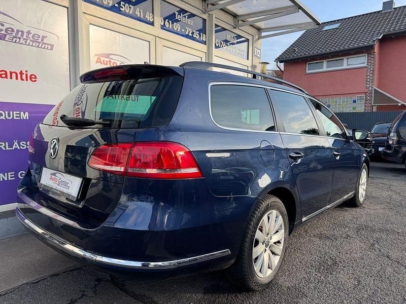 Gebraucht VW Passat 122 PS (89 kW) 2014 Blau Kombi