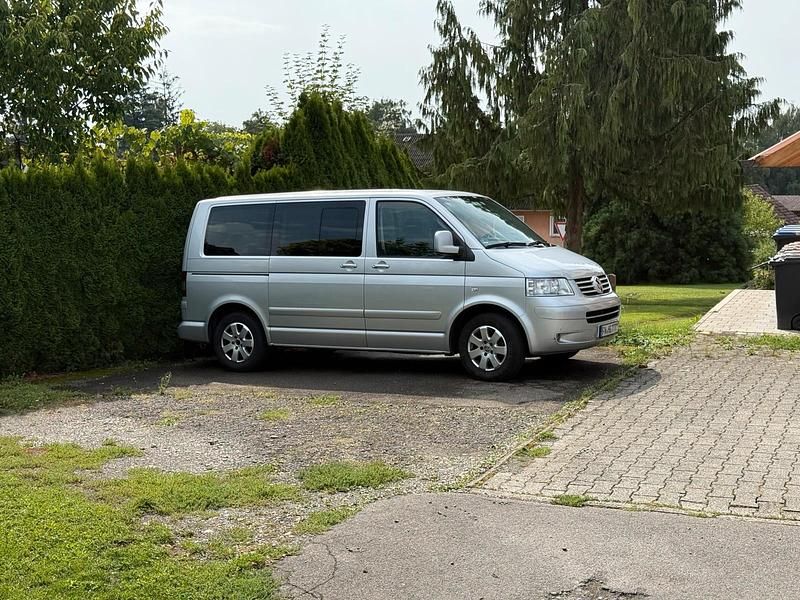 Grau Gebraucht 2005 VW T5 Van | 12.499 € - Bild 1/4