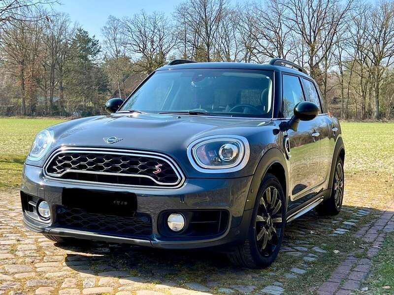 Grau Gebraucht 2018 Mini Cooper S Countryman Chili SUV | 20.850 € (Guter Preis) - Bild 1/4