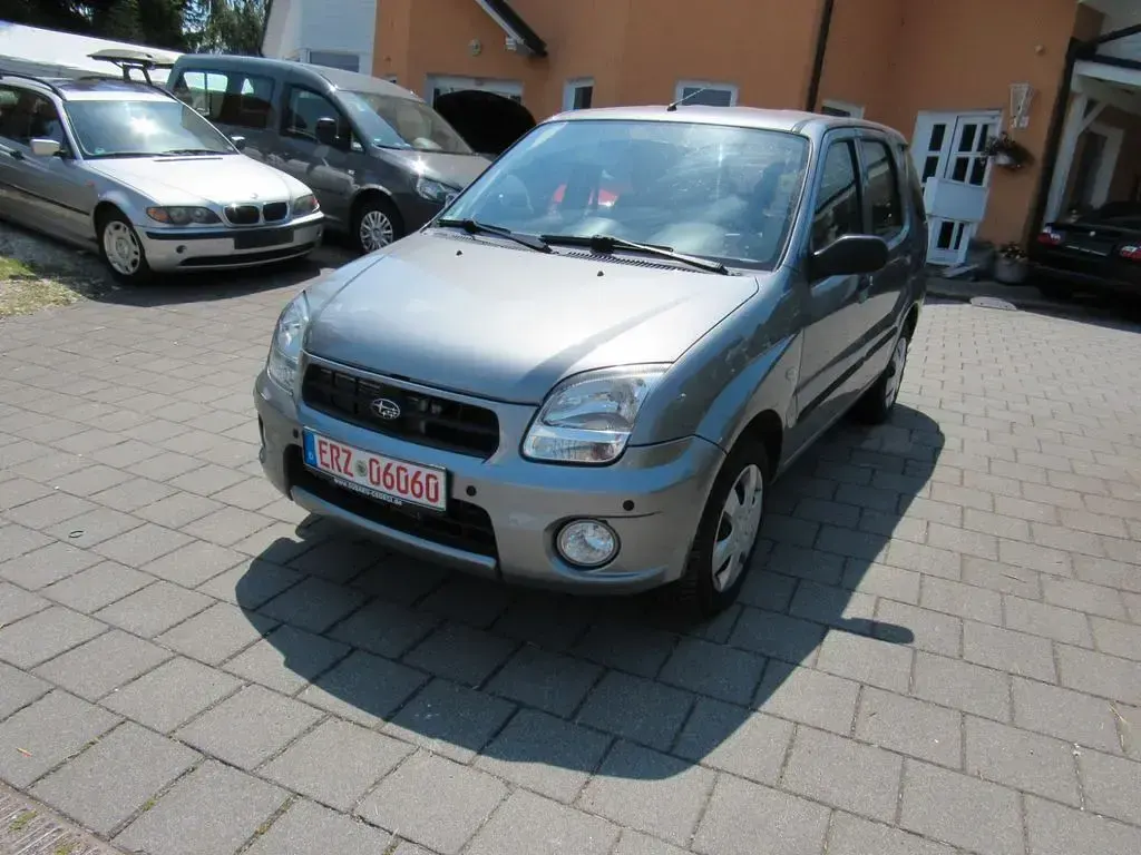 Gebraucht Subaru Justy 94 PS (69 kW) 2009 Grau Kleinwagen