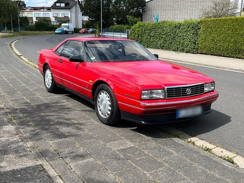 Rot Gebraucht 1992 Cadillac Allante Cabrio | 8.000 € - Bild 1/4