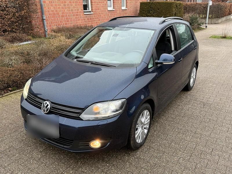 Gebraucht VW Golf VII 105 PS (77 kW) 2013 Blau Limousine