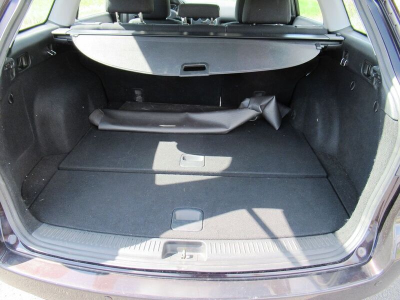 Gebraucht Mazda 6 Exclusive 147 PS (108 kW) 2005 Radiant ebony Kombi