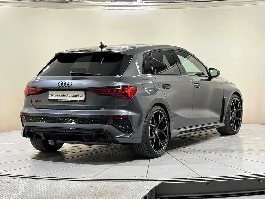 Gebraucht Audi RS3 Sportback Sport 400 PS (294 kW) 2023 Grau Kleinwagen