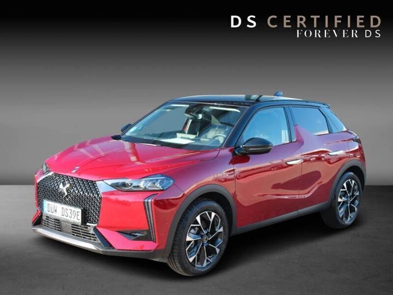 Rot Gebraucht 2023 DS Automobiles DS3 Crossback E-Tense Opera SUV | 31.990 € (Etwas zu teuer) - Bild 1/4