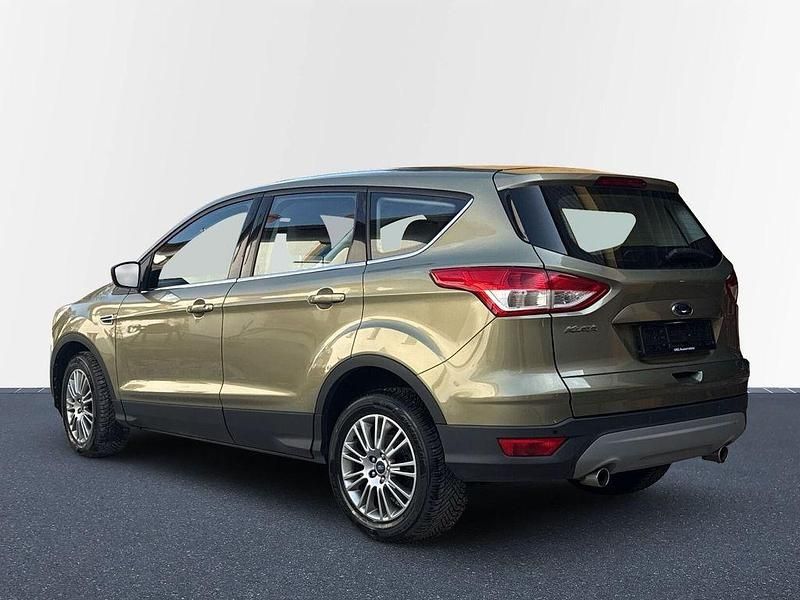 Gebraucht Ford Kuga 140 PS (102 kW) 2014 Grün SUV