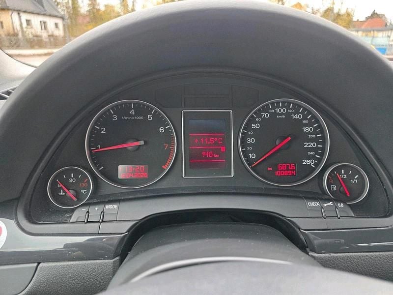 Gebraucht Audi A4 130 PS (95 kW) 2001 Andere farben Limousine