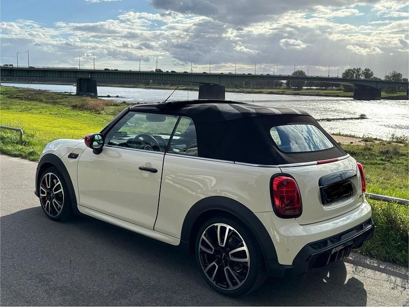 Gebraucht Mini Cooper Cabriolet 240 PS (176 kW) 2022 Beige Cabrio