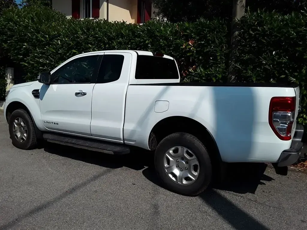 Gebraucht Ford Ranger Limited 200 PS (147 kW) 2019 Weiß Pickup
