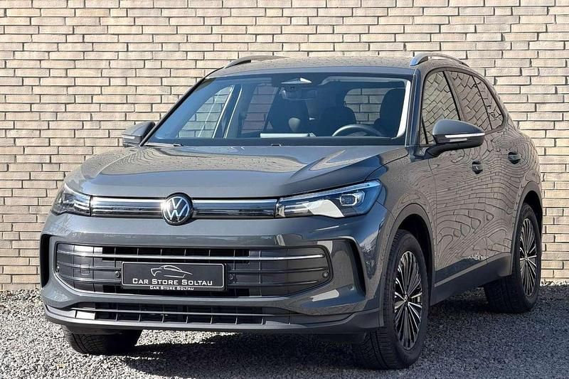 Gebraucht VW Tiguan 150 PS (110 kW) 2024 Grau SUV