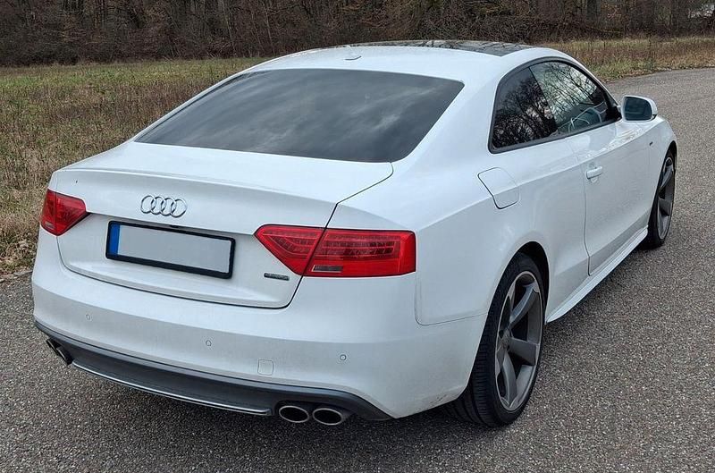 Gebraucht Audi A5 S-Line 300 PS (220 kW) 2012 Weiß Coupé