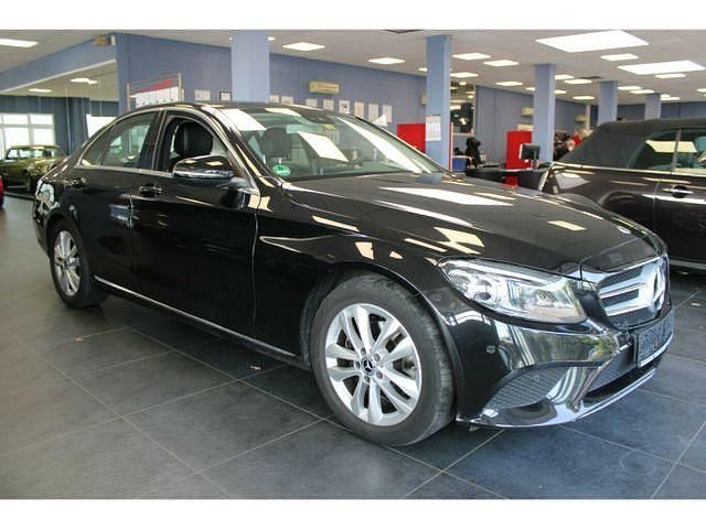 Schwarz Gebraucht 2019 Mercedes C220 Avantgarde Limousine | 27.980 € (Fairer Preis) - Bild 1/4