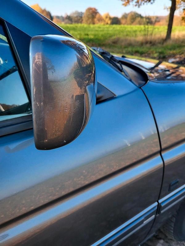 Gebraucht Ford Escort 90 PS (66 kW) 1993 Silber Limousine