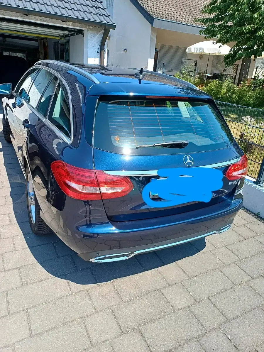 Gebraucht Mercedes C220 170 PS (125 kW) 2016 Blau Kombi
