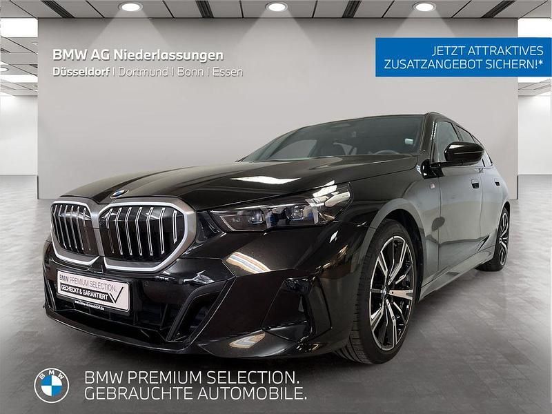 Schwarz Gebraucht 2025 BMW 520 Comfort Edition Kombi | 50.599 € (Fairer Preis) - Bild 1/4