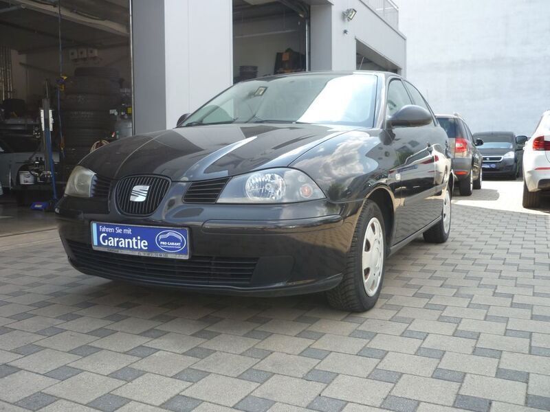 Schwarz Gebraucht 2003 Seat Ibiza Fresh Kleinwagen | 1.490 € (Fairer Preis) - Bild 1/4