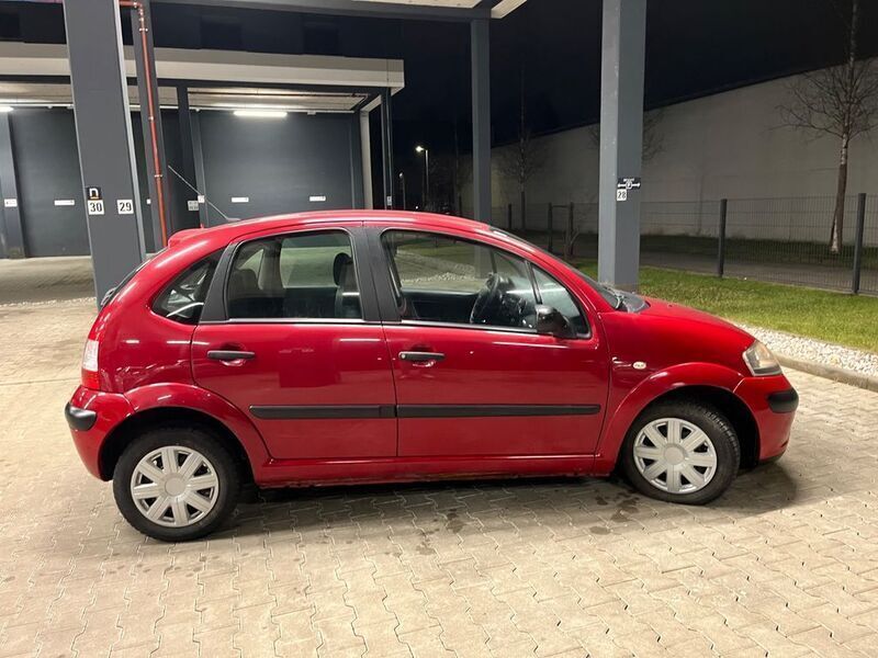 Gebraucht Citroën C3 Advance 60 PS (44 kW) 2006 Rot Kleinwagen