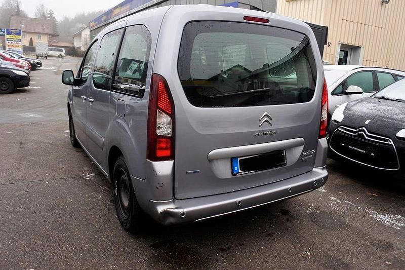 Gebraucht Citroën Berlingo SELECTION 99 PS (72 kW) 2015 Grau Van / Kleinbus