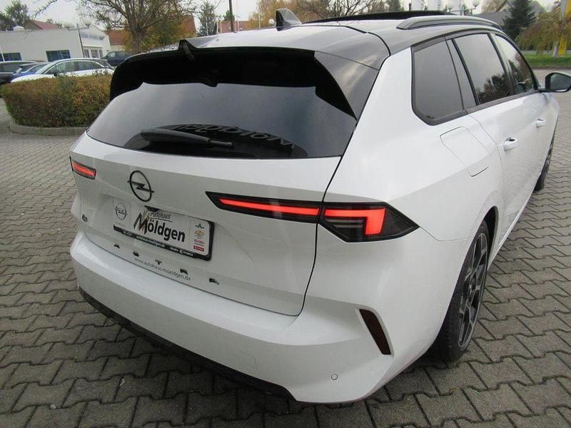 Gebraucht Opel Astra Ultimate 131 PS (96 kW) 2024 Arktisweiß Kombi