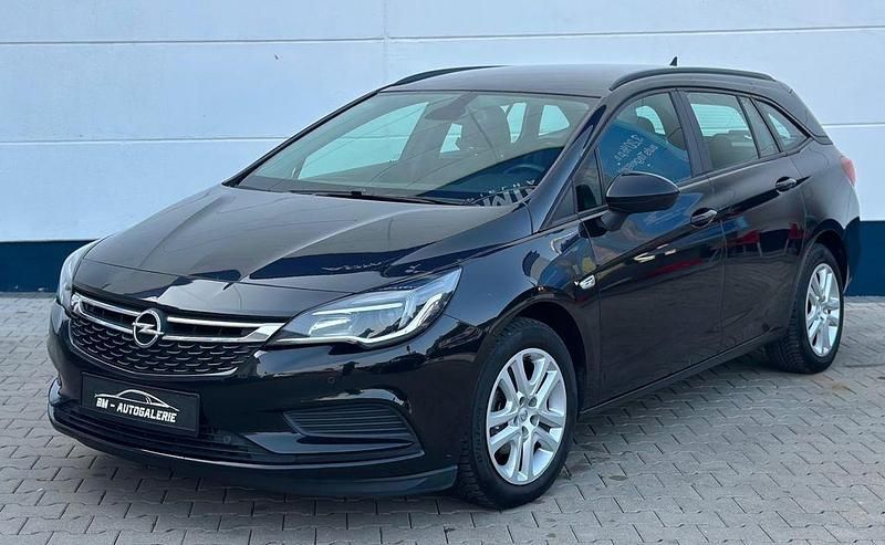 Gebraucht Opel Astra Edition 110 PS (80 kW) 2018 Schwarz Kombi
