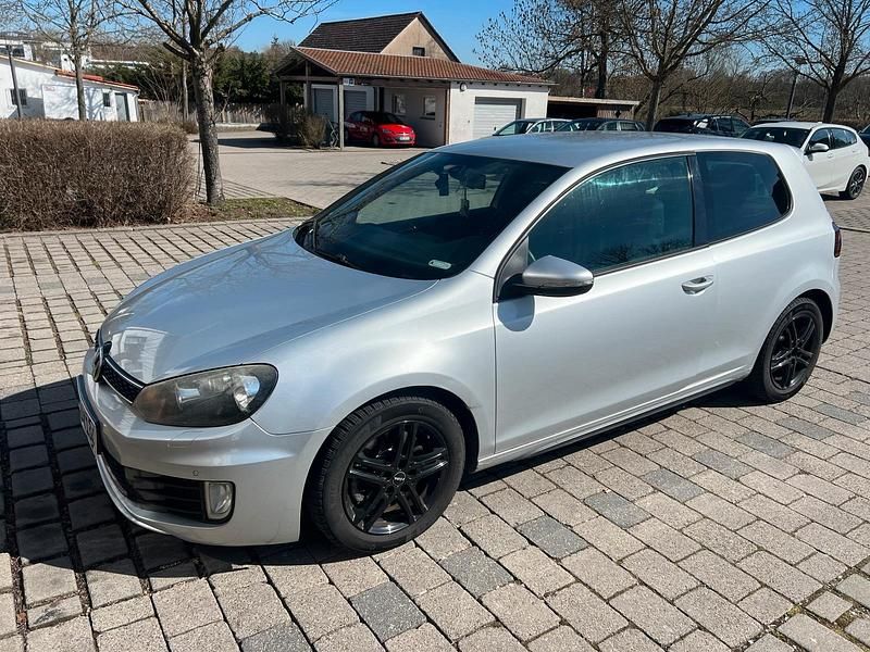 Gebraucht VW Golf GTD 170 PS (125 kW) 2010 Silber Coupé