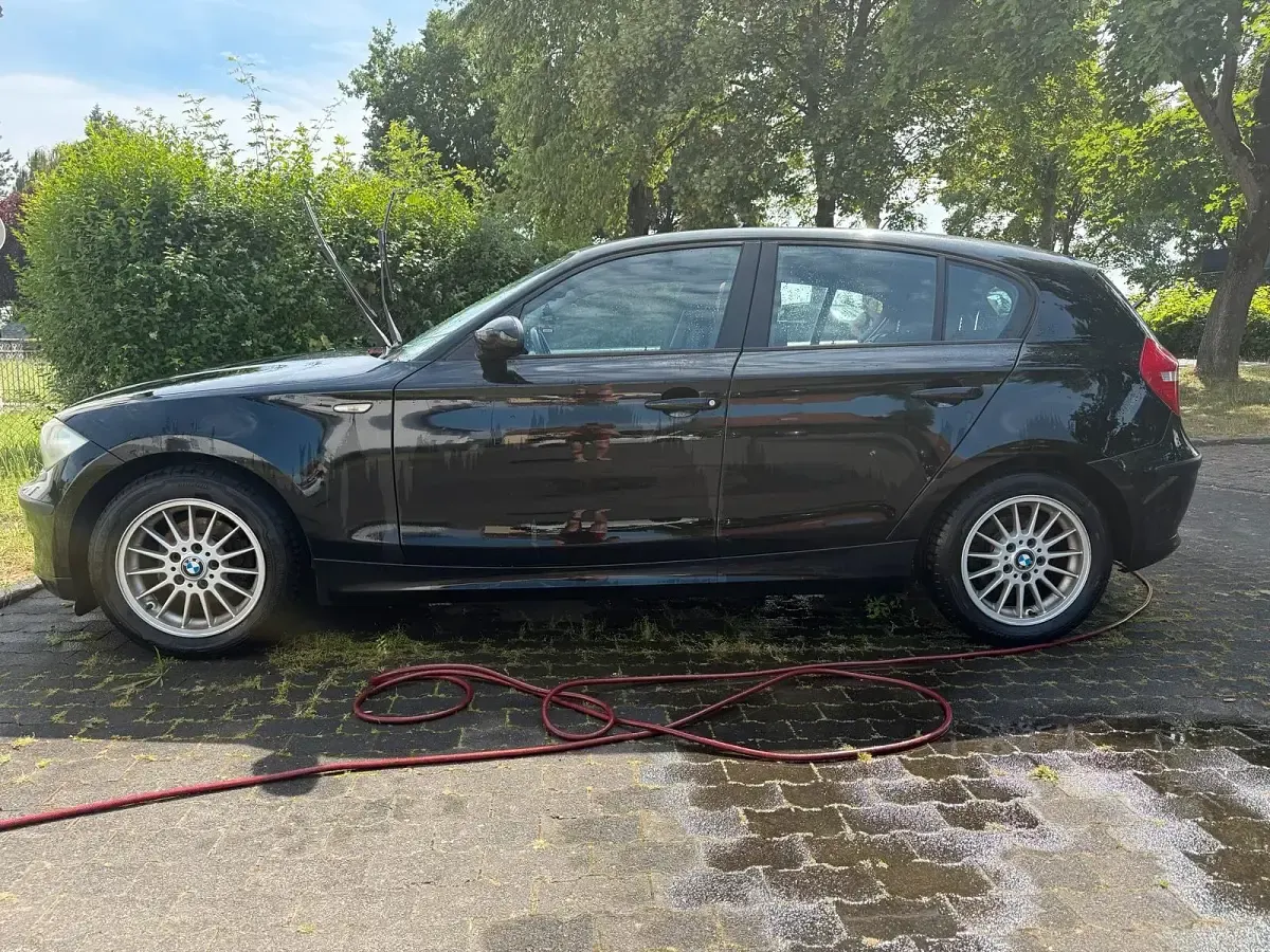 Gebraucht BMW 116 115 PS (84 kW) 2007 Schwarz Kleinwagen