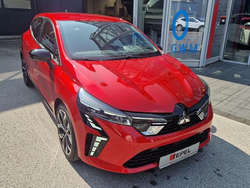 Neu Mitsubishi Colt Select 91 PS (66 kW) 2026 Rot Limousine