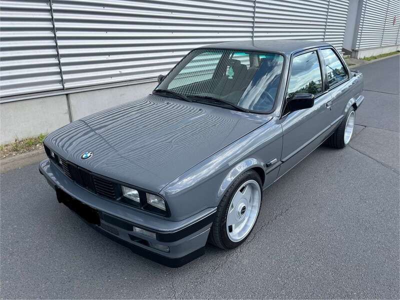 Grau Gebraucht 1988 BMW 325 Coupé | 14.900 € - Bild 1/4