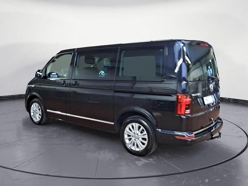 Gebraucht VW Multivan Highline 204 PS (150 kW) 2022 Schwarz Van
