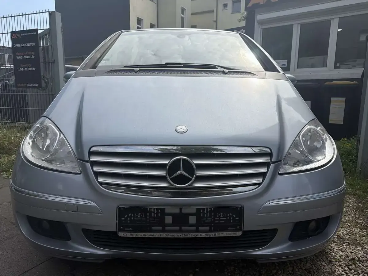 Gebraucht Mercedes A170 Classic 116 PS (85 kW) 2006 Blau Limousine