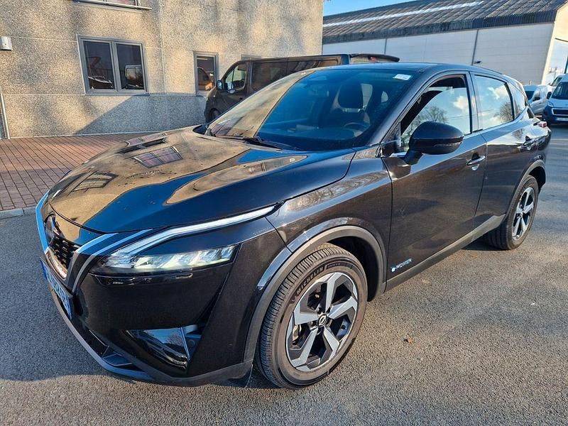 Grau Gebraucht 2022 Nissan Qashqai SUV | 16.577 € (Superpreis) - Bild 1/4