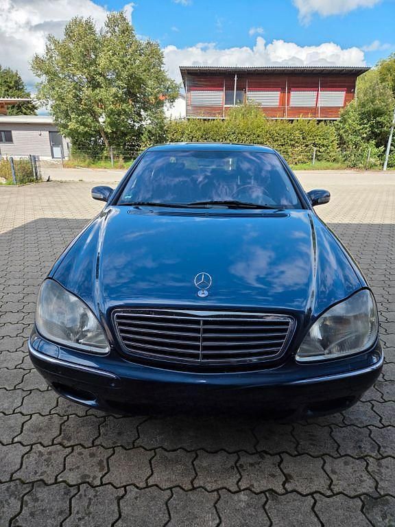 Blau Gebraucht 1999 Mercedes 320 Limousine | 4.100 € (Etwas zu teuer) - Bild 1/4