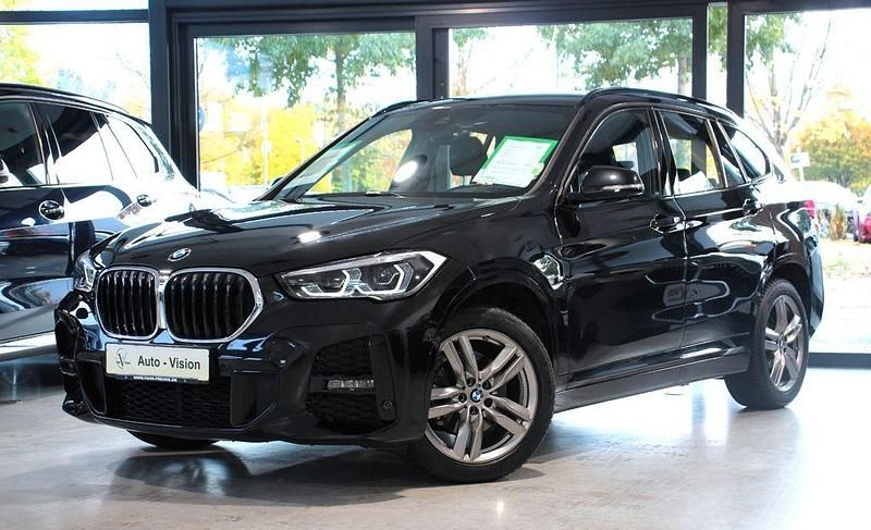 Schwarz Gebraucht 2022 BMW X1 M Sport SUV | 26.880 € (Guter Preis) - Bild 1/4